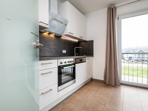 Kühlschrank, Ofen, Geschirrspüler, Toaster