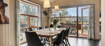Beautiful home in Juelsminde with sauna