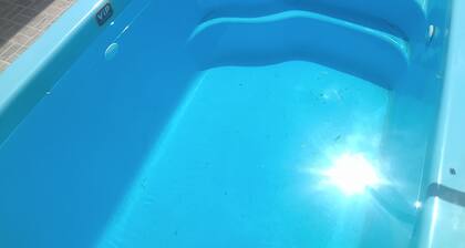 House with pool Carnival in Mongaguá