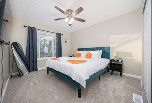 3 chambres, coffres-forts dans les chambres, bureau