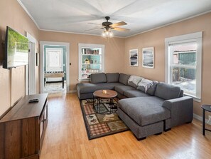 Smart TV, fireplace, DVD player, table football