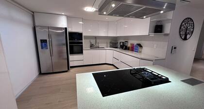 Cozy house near the airport in Quito, Tumbaco, ideal for families.