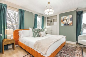 3 Schlafzimmer, Schreibtisch, Bügeleisen/Bügelbrett, kostenloses WLAN