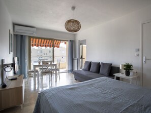 1 bedroom, iron/ironing board, WiFi - Cagnes Provencal by Interhome (Cagnes-sur-Mer)