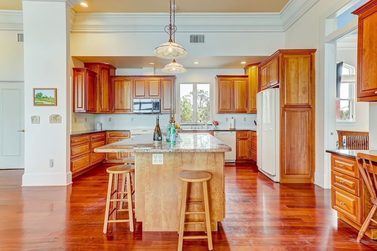 Photo 14 of LIONS VIEW | Waterfront | 5-min walk to Downtown