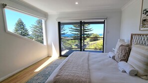 6 chambres, fer et planche à repasser, Wi-Fi, draps fournis