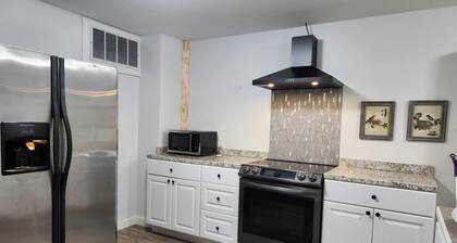 1 Bed/1 Bath 1 story stand alone apartment in residential area in Ellwood City