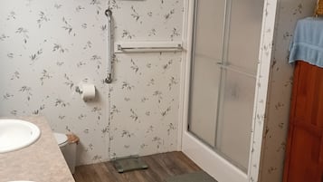 Towels, soap, toilet paper