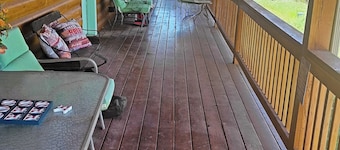 Enchanting cabin with WiFi in Tabiona - 3 bedrooms