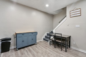 Interior - 2BR in Garfield- Near Hospitals, UPitt & Good Eats (Pittsburgh)