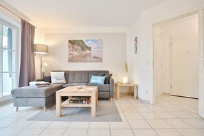 Fernseher, Stereoanlage