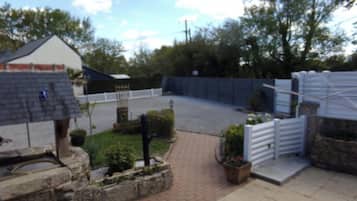 Enceinte de lâhĂ©bergement