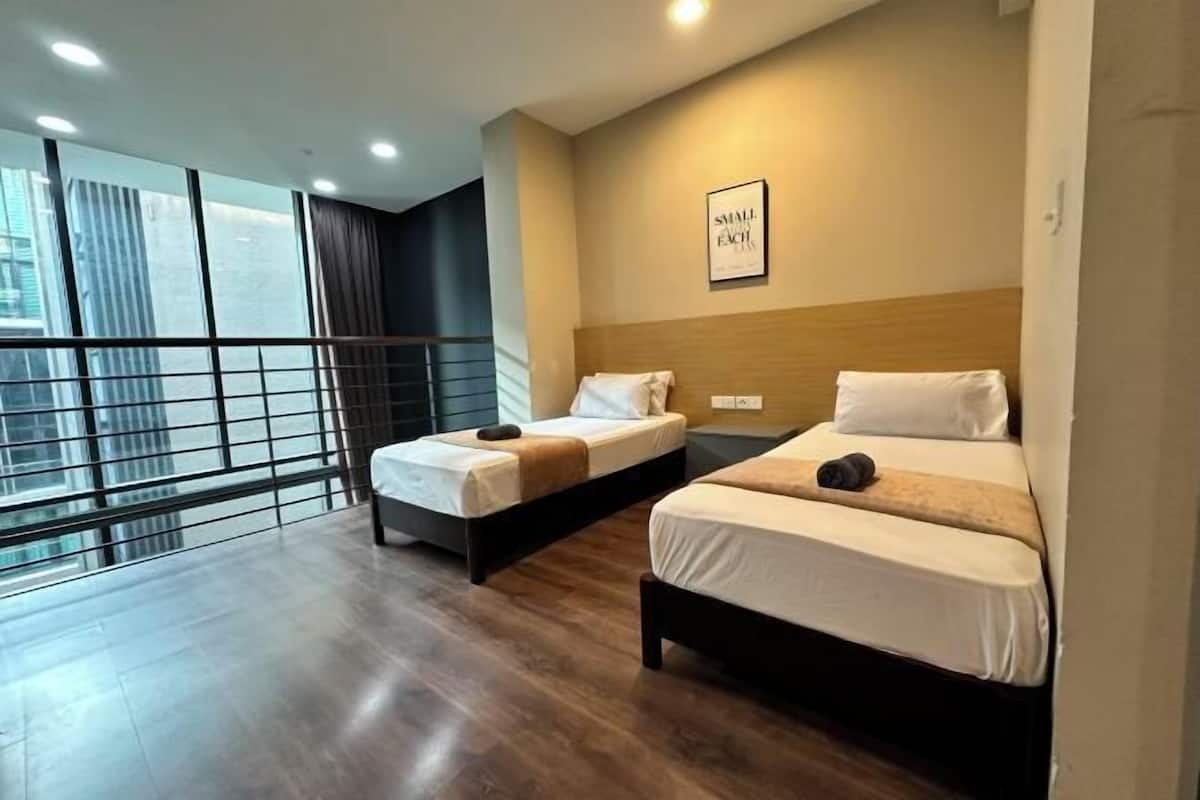 3 bedrooms, blackout drapes, iron/ironing board