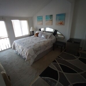 4 soverom, strykejern/-brett, wi-fi og sengetøy