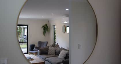 Spacious Coastal Bach | Hot Tub| Pizza Oven | Perfect for Families & Groups