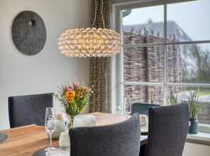 Dining - House Dünenwall, App. 1 - Part of the house near the beach with approx. 80 m² and 3 rooms, for (Wenningstedt-Braderup (Sylt))