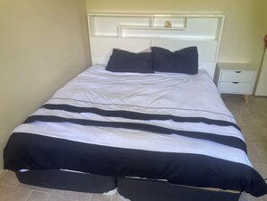 2 Schlafzimmer, Bettwäsche
