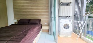 1 bedroom, in-room safe, desk, free WiFi