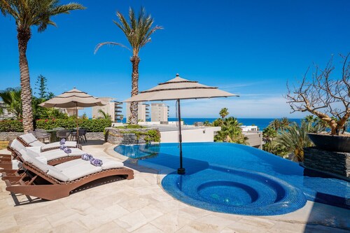 Special Christmas/New Years Villa Blue 8