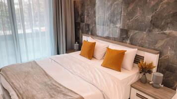 2 bedrooms, iron/ironing board, WiFi, bed sheets