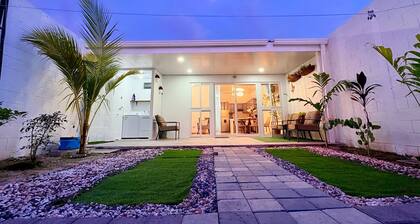 3-bedroom house in peaceful Nueva San Miguel with AC