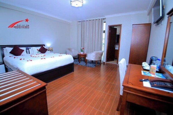 Laptop workspace, free WiFi, bed sheets