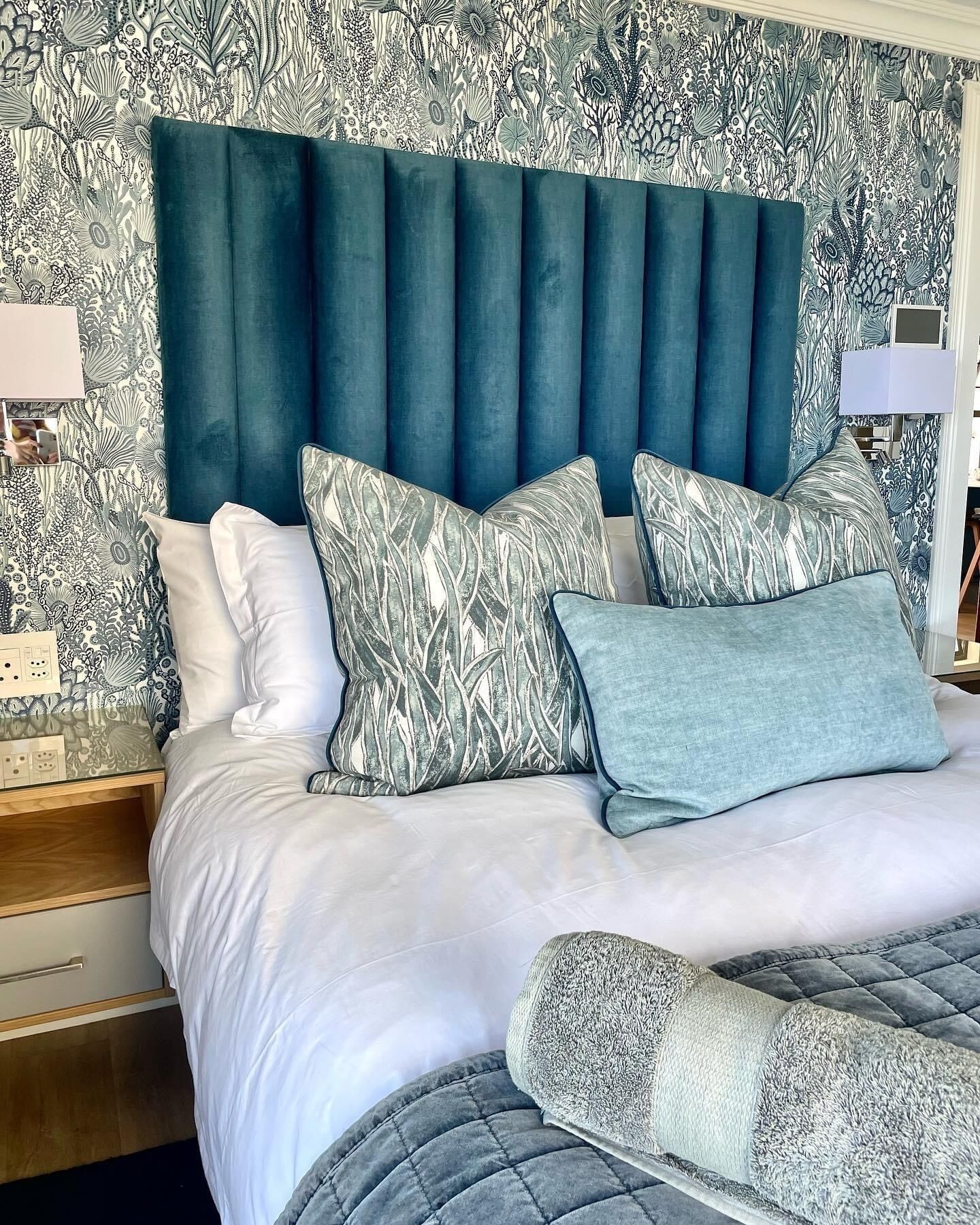 6 bedrooms, iron/ironing board, WiFi, bed sheets