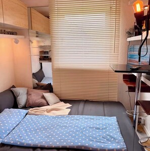 1 chambre, bureau, accès au Wi-Fi (inclus), literie fournie