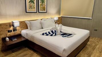 Kamar Superior, balkon, pemandangan kebun | Brankas, meja kerja, ruang kerja ramah laptop, dan setrika/meja setrika