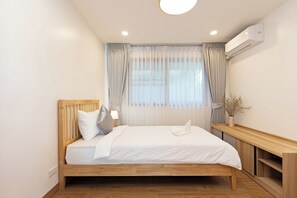 3 slaapkamers, een strijkplank/strijkijzer, wifi