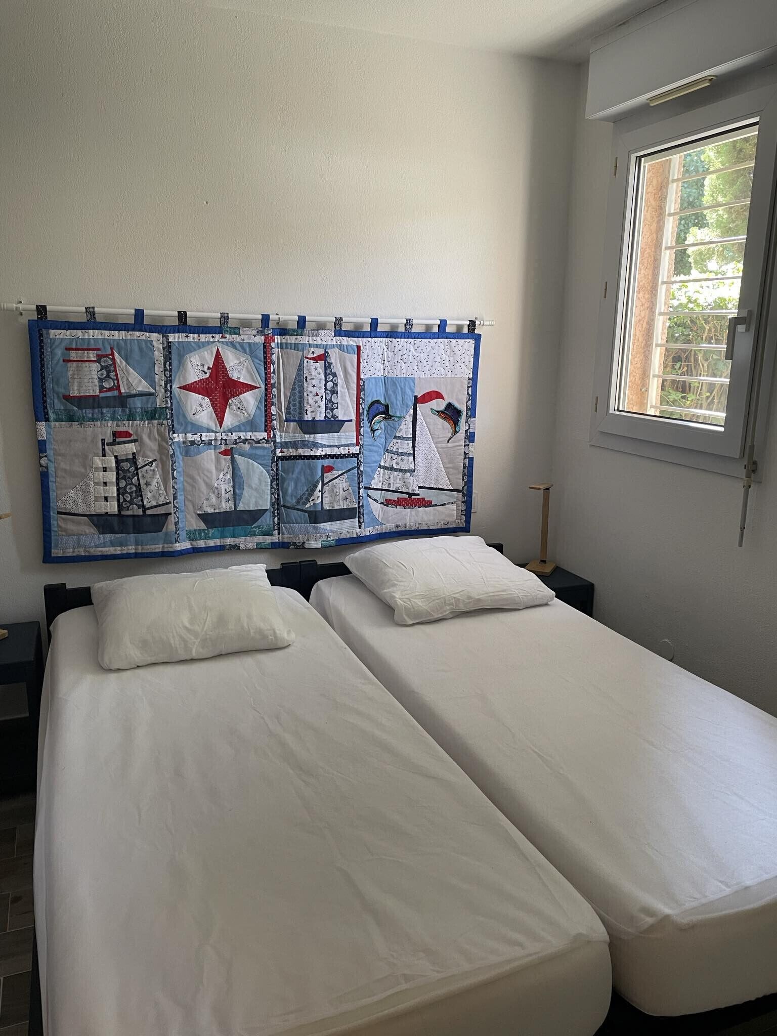 2 bedrooms, iron/ironing board, free WiFi