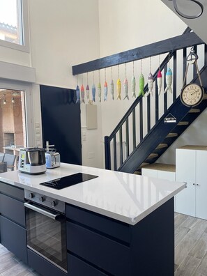 Fridge, microwave, oven, dishwasher