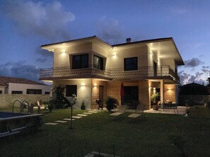 Exterior - Family home, 15 min from the ocean and 10 min walk from the Bassin beaches (Gujan-Mestras)