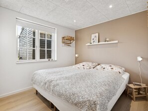 5 bedrooms, Internet