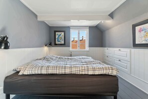 4 soveværelser, strygejern/strygebræt, gratis Wi-Fi