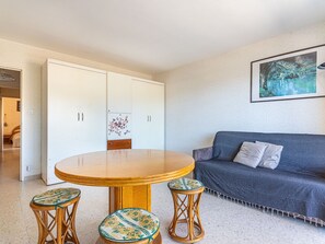 Interior - Les Cyclades by Interhome (Le Lavandou)