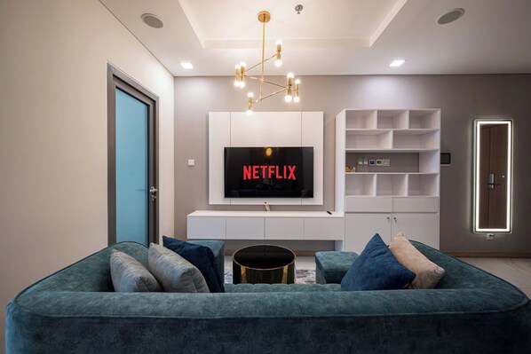 Deluxe Apartment, Balcony, City View | 1 bedroom, desk, laptop workspace, blackout drapes