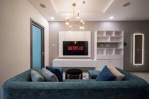 1 bedroom, desk, laptop workspace, blackout drapes