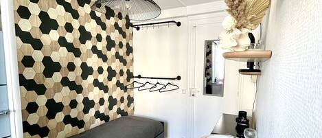 واي فاي وملاءات أسرّة