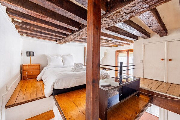 1 bedroom, WiFi, bed sheets