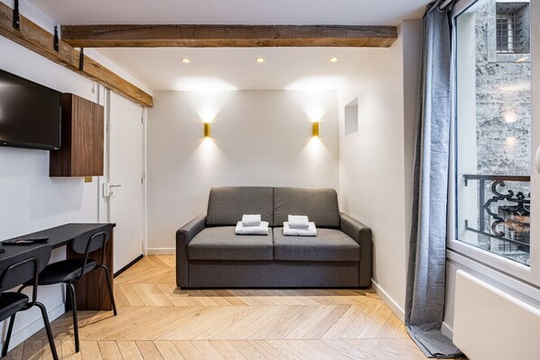 Fernseher