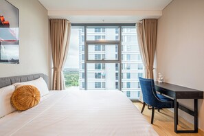 Deluxe Apartment, 1 Bedroom, Balcony, City View