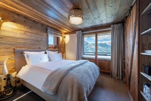 5 Schlafzimmer, Bügeleisen/Bügelbrett, WLAN, Bettwäsche