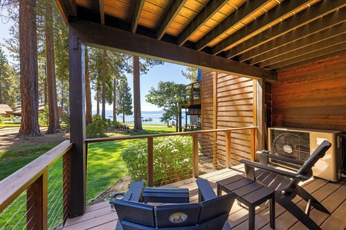 Lakeside Luxe Retreat