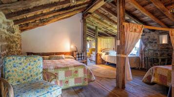 1 bedroom, iron/ironing board, bed sheets