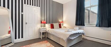 4 chambres, fer et planche Ă  repasser, Wi-Fi gratuit, draps fournis