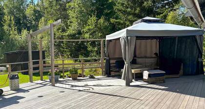 Gorgeous home in Grisslehamn