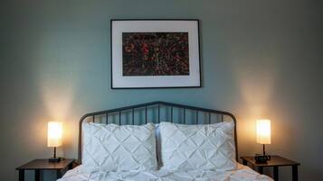 2 bedrooms, desk, iron/ironing board, free WiFi