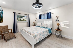 3 bedrooms, iron/ironing board, travel cot, WiFi