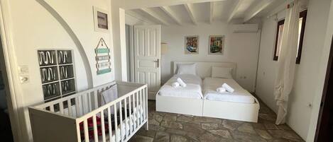 11 chambres, fer et planche à repasser, Wi-Fi, draps fournis